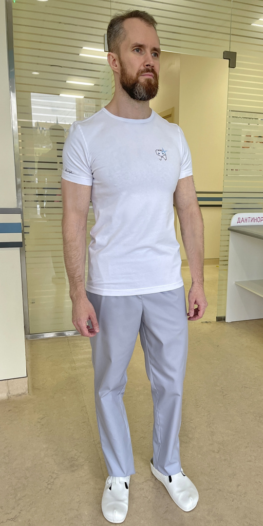 картинка Мужская медицинская футболка ЗУБИК от магазина одежды и аксессуаров